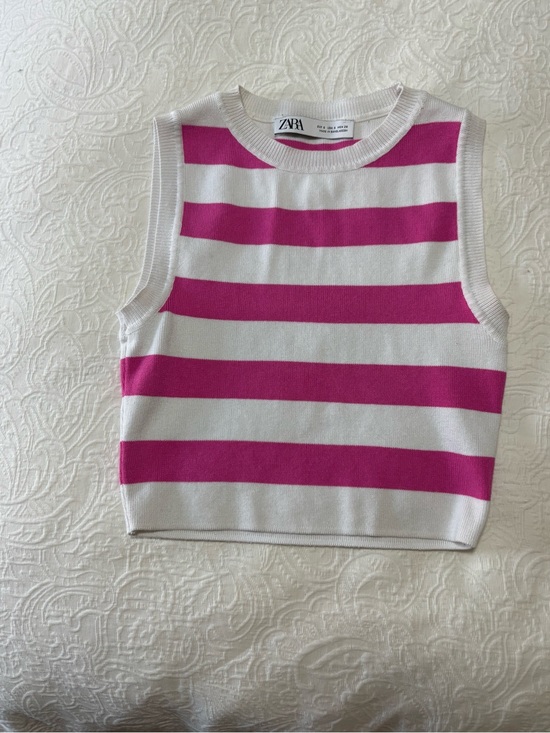Zara Tops - Zara Womens Pink White Striped Knit Sleeveless Cropped Sweater Vest Top Size S